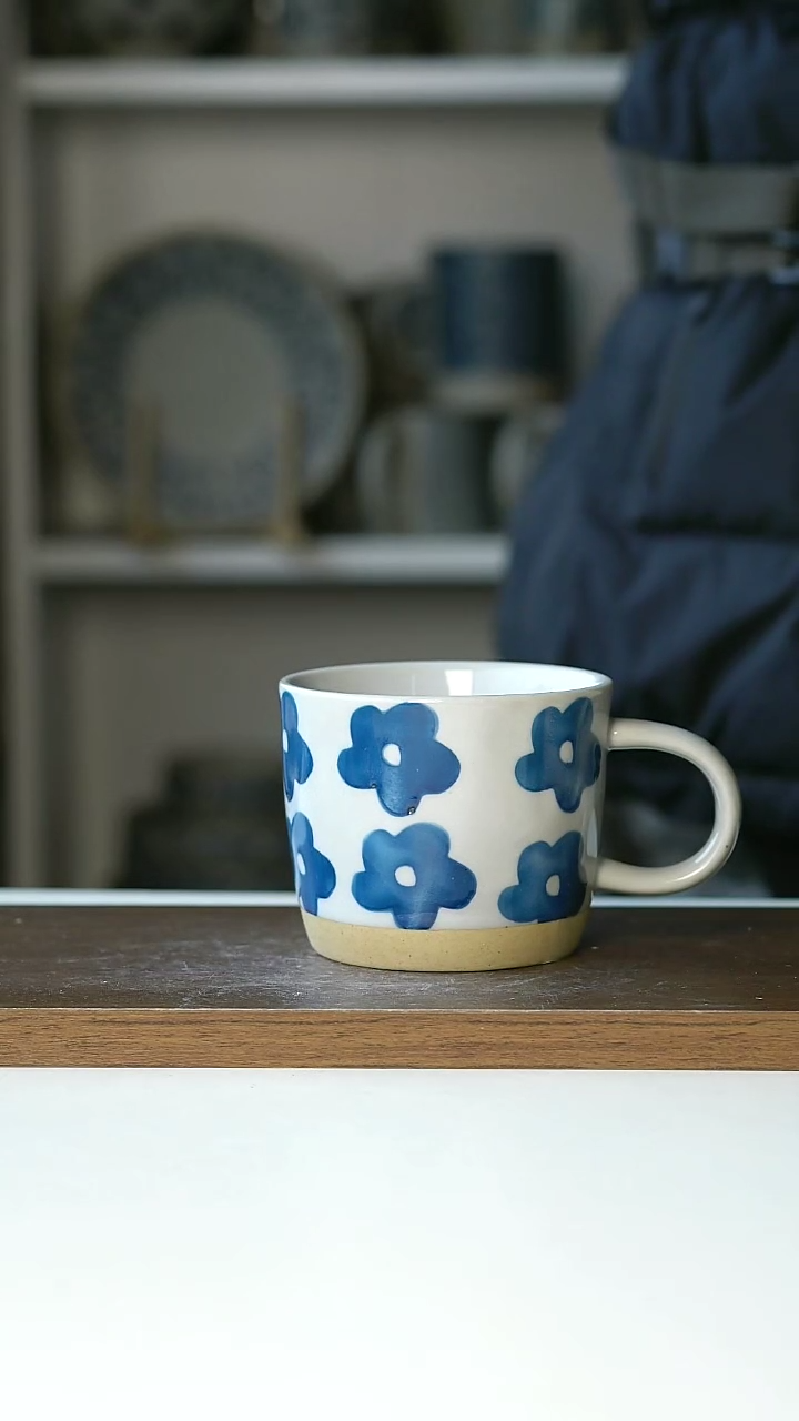 【闪购商品】陶瓷微瑕粗陶花朵画釉马克杯@4-2@