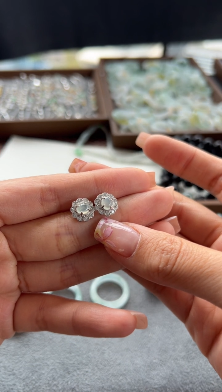 【闪购商品】翡翠吊坠(不含链)未镶嵌113号买断