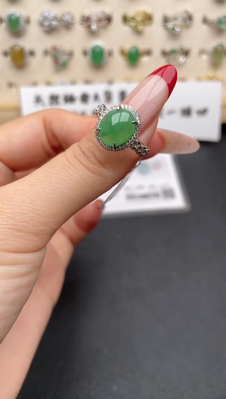 【闪购商品】翡翠戒指银S925镶嵌一物一证一礼盒