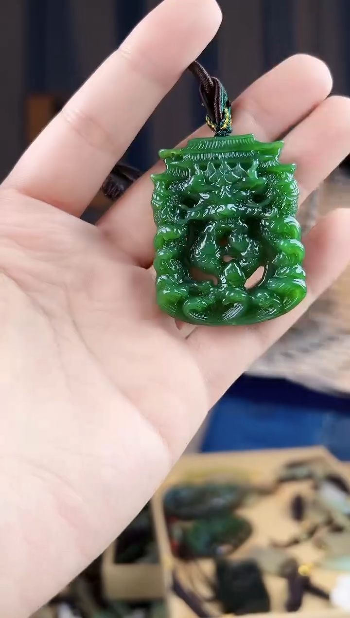 颈饰未镶嵌和田玉拍一发一，多样性发货