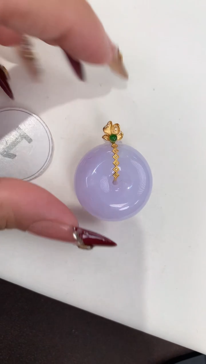 颈饰18K金镶嵌翡翠天然缅甸a货翡翠