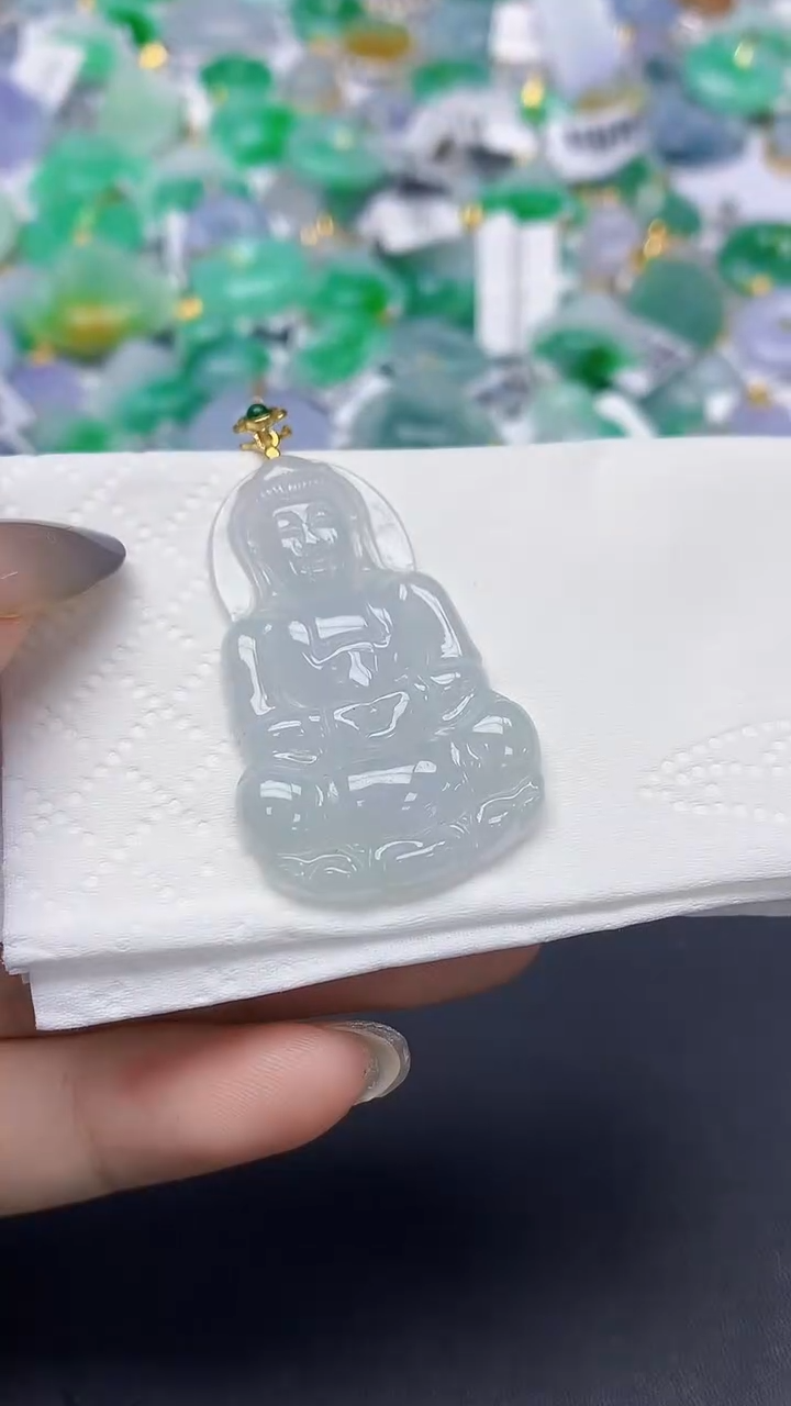 翡翠未镶嵌颈饰天然缅甸a货翡翠