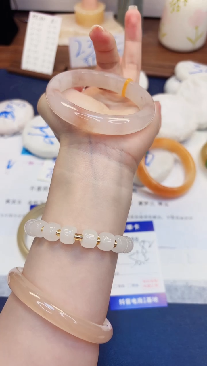 【闪购商品】石英质玉手镯未镶嵌486-财气镯-圈口56