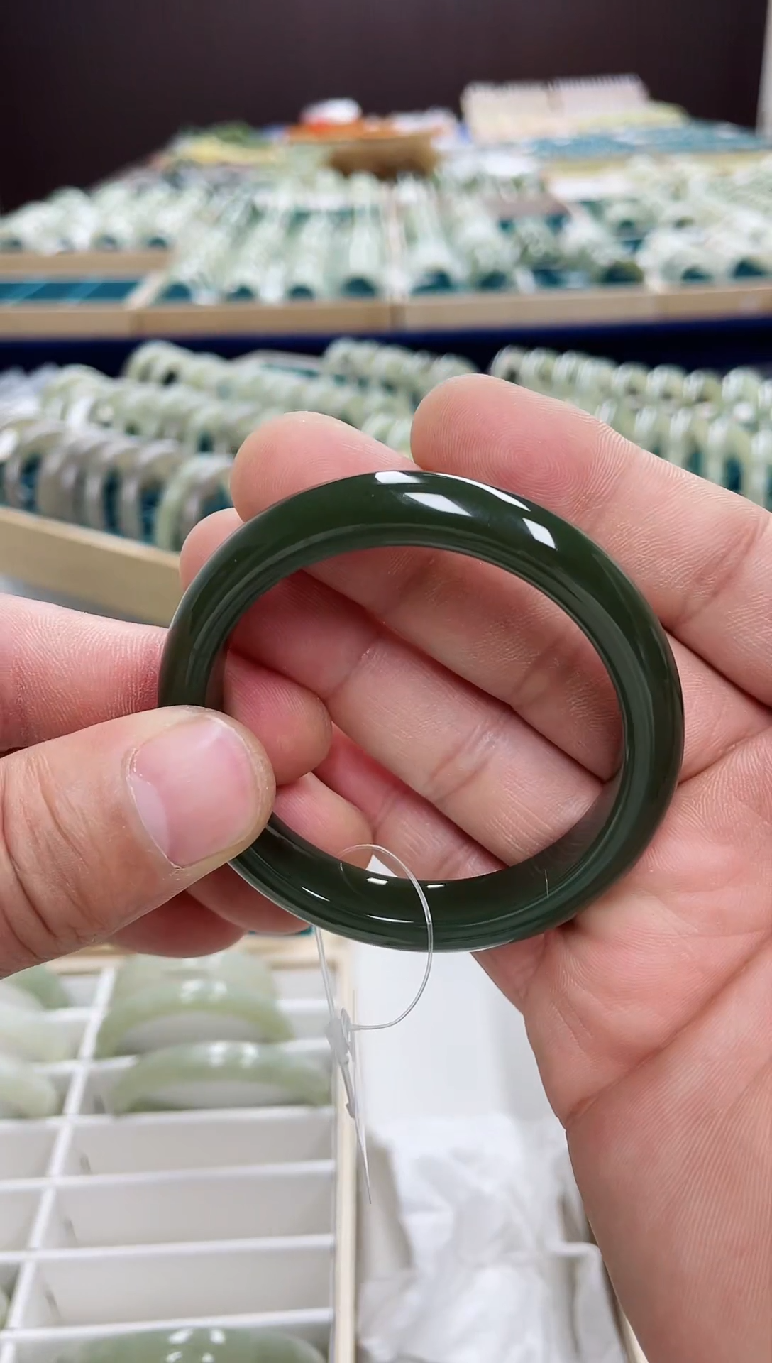 【闪购商品】和田玉手镯未镶嵌和田玉手镯83