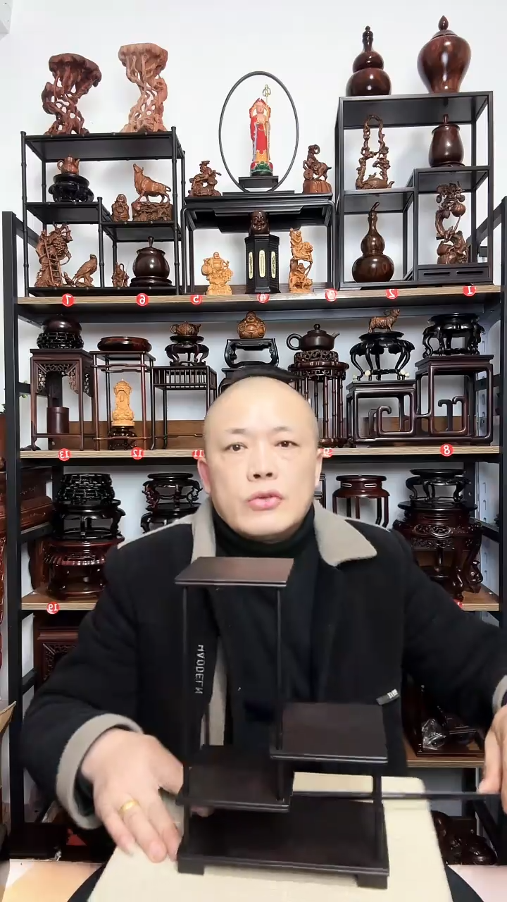 紫砂底座木长18.5宽10高26