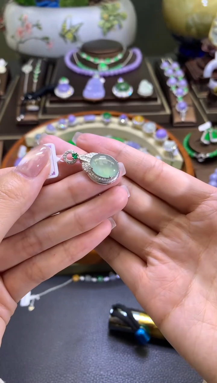 【闪购商品】翡翠颈饰银S925镶嵌11111111