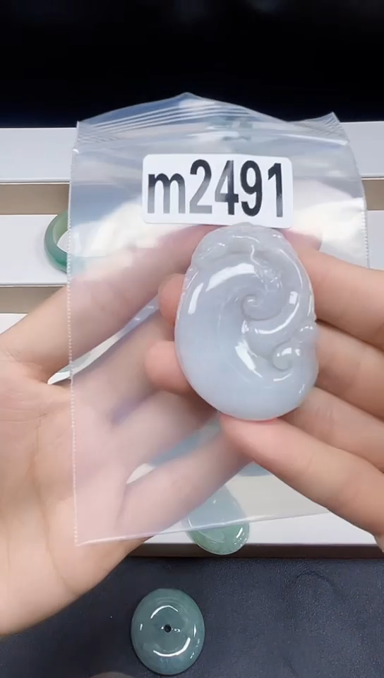 颈饰未镶嵌翡翠天然翡翠吊坠挂件