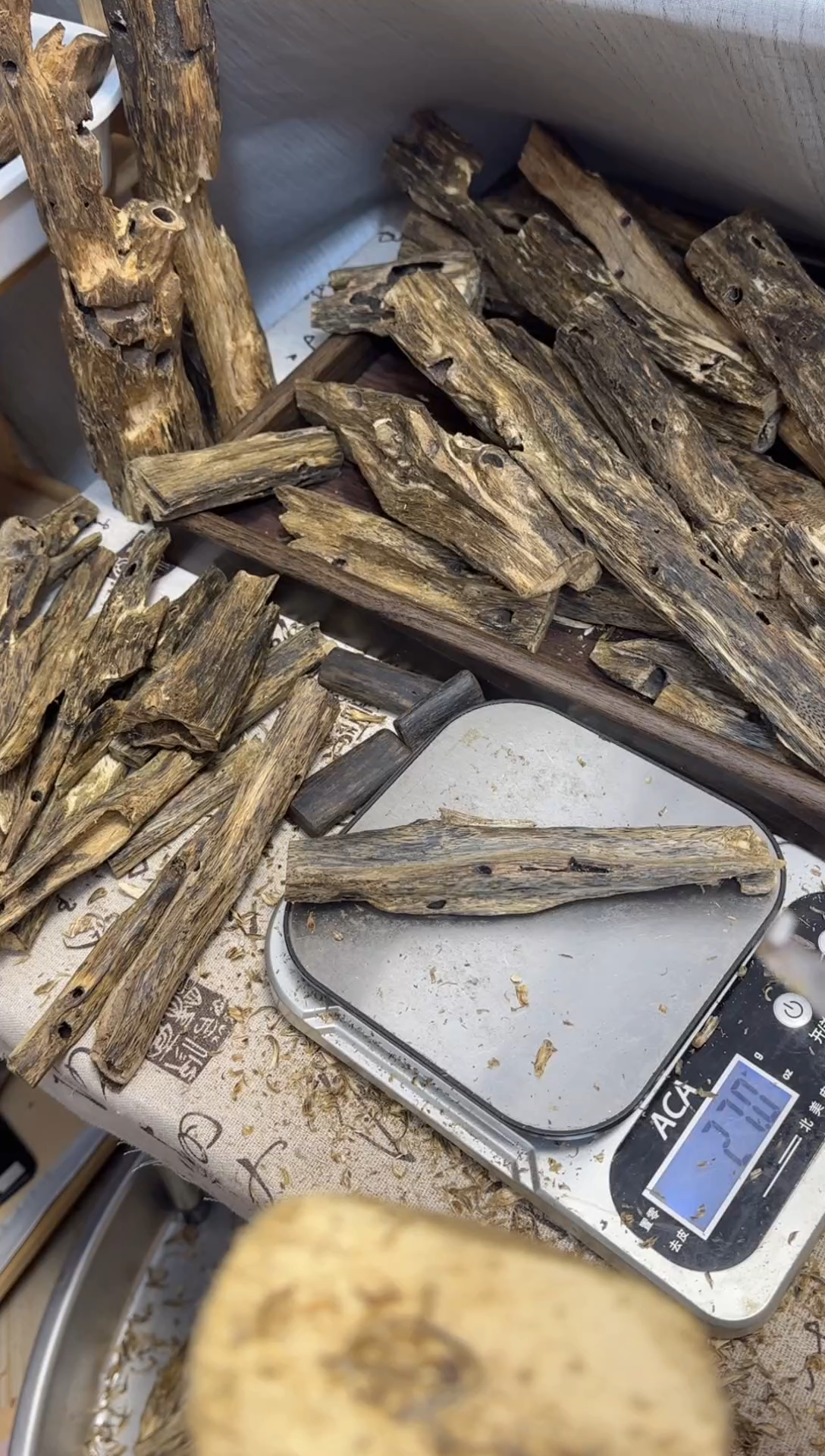 沉香沉香碎屑黑棋