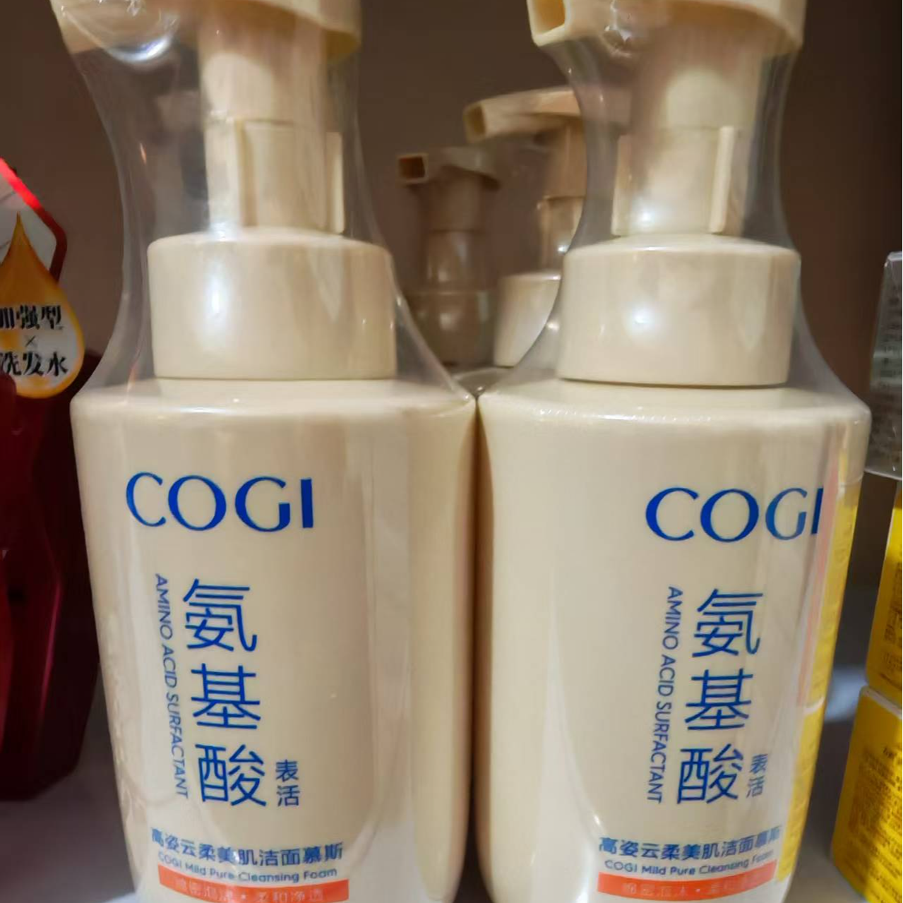 胖来来代购氨基酸洁面慕斯
