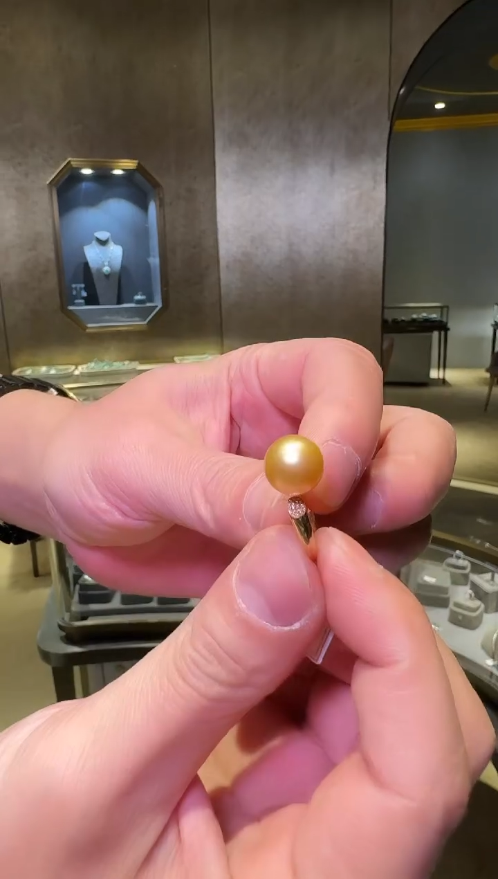 18K金镶嵌戒圈海水珍珠坚*1【