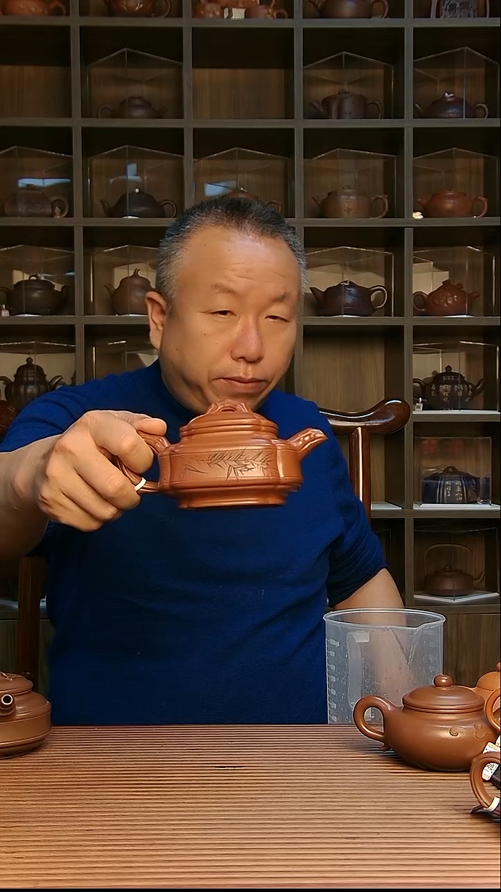 双线竹紫砂壶350cc