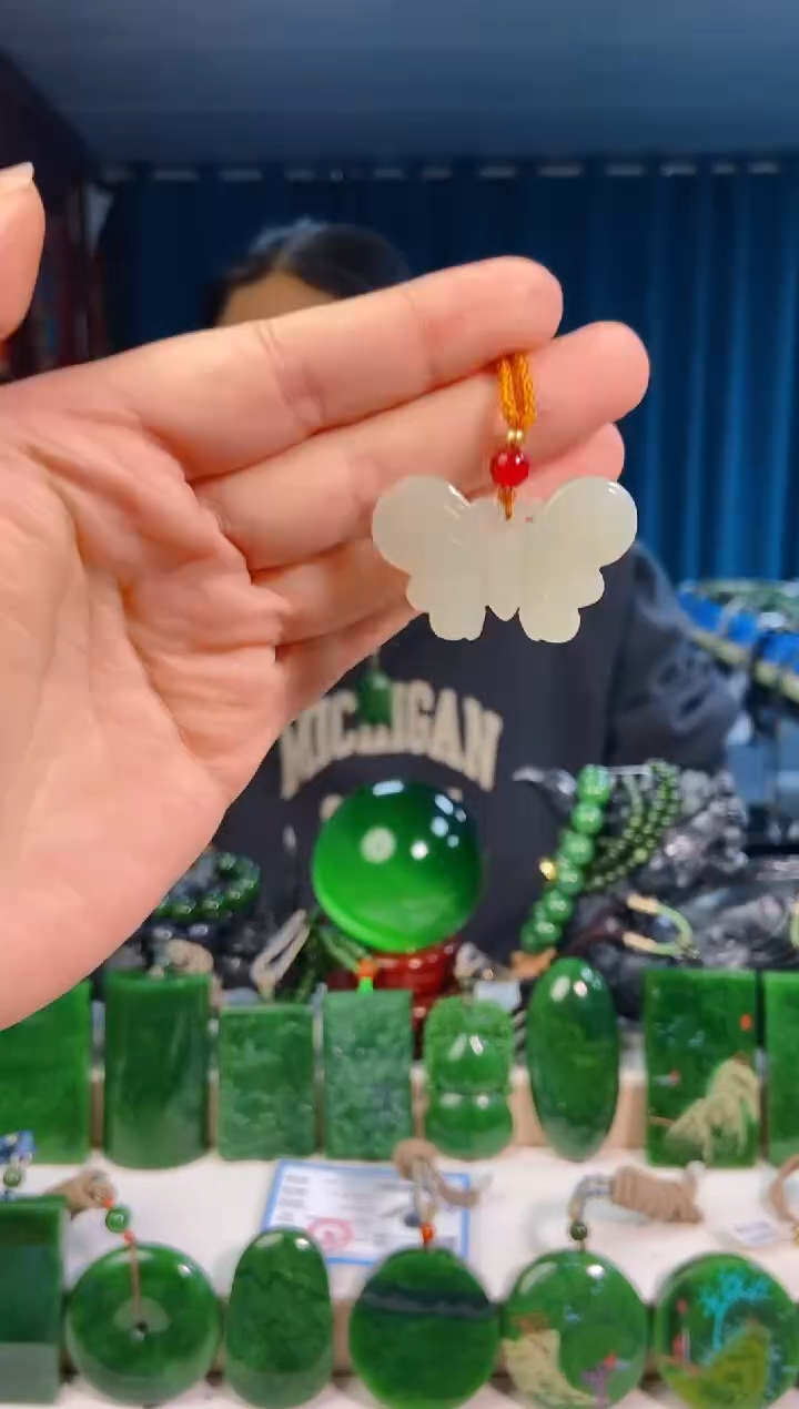 【闪购商品】和田玉挂件未镶嵌1