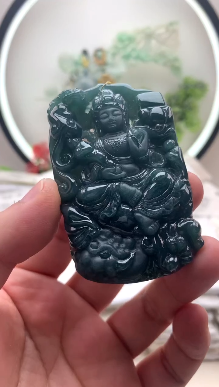 颈饰未镶嵌翡翠普贤