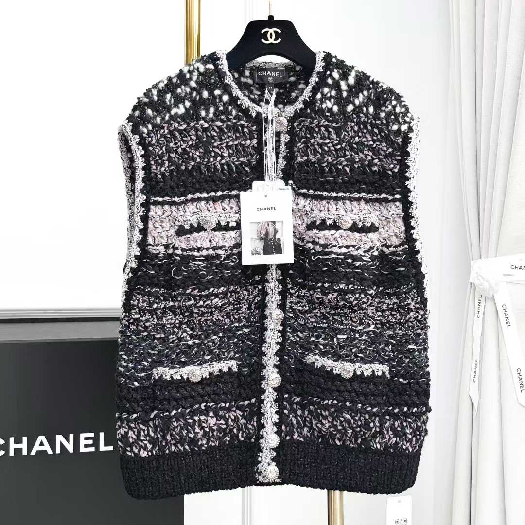 99新 Chanel/香奈儿 38码22B混色重工钉珠无袖马甲外套