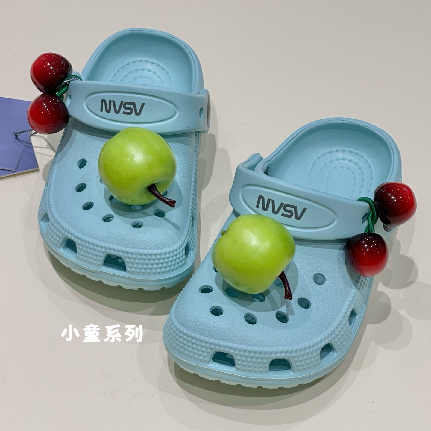 儿童超轻防滑洞洞鞋拖鞋（附赠鞋花）NVSV未来洞物