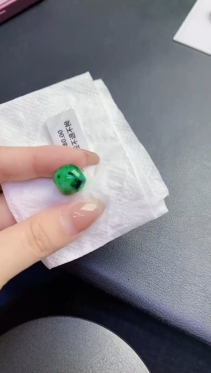 颈饰未镶嵌翡翠缅甸天然翡翠A货