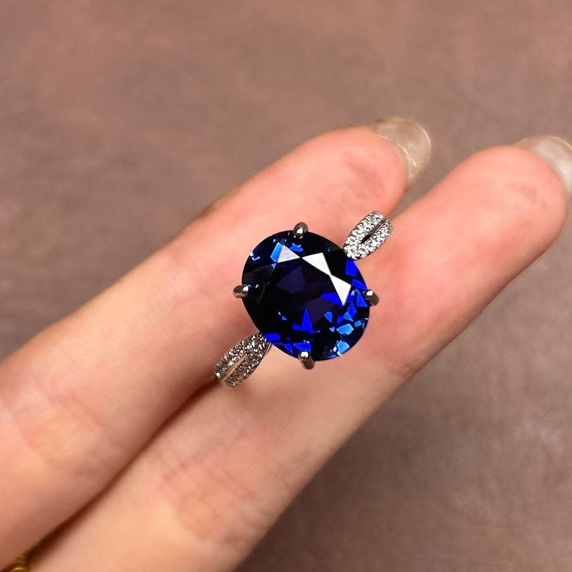 阿鲁沙-典藏高奢培育蓝宝石-精工合金戒指573