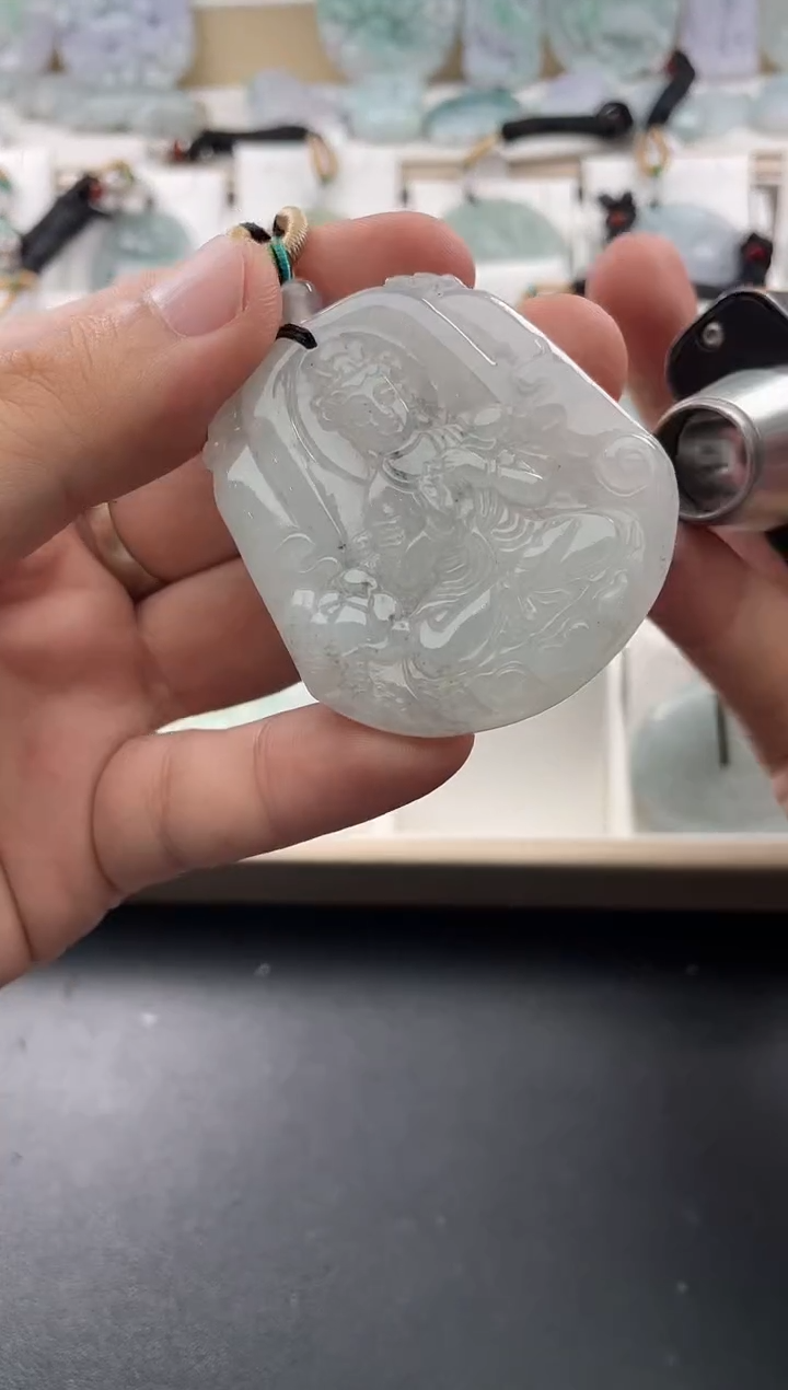 颈饰未镶嵌翡翠25/10/26/.353