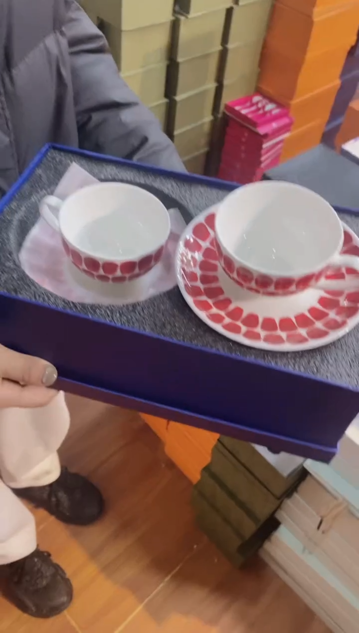 【闪购商品】杯鸿辉家品牌瓷器，京东包邮！