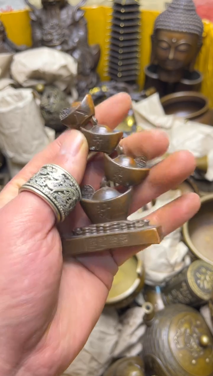 精美铜器，点击下单