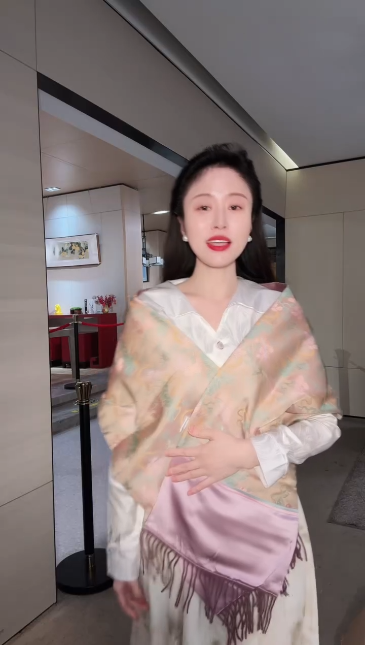 松鹤朝阳纹 丝拼织锦羊毛围巾（紫烟）