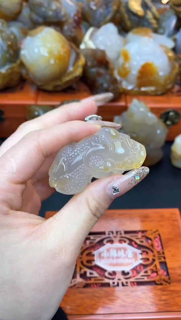 【闪购商品】玛瑙/玉髓珠宝奇石未镶嵌0