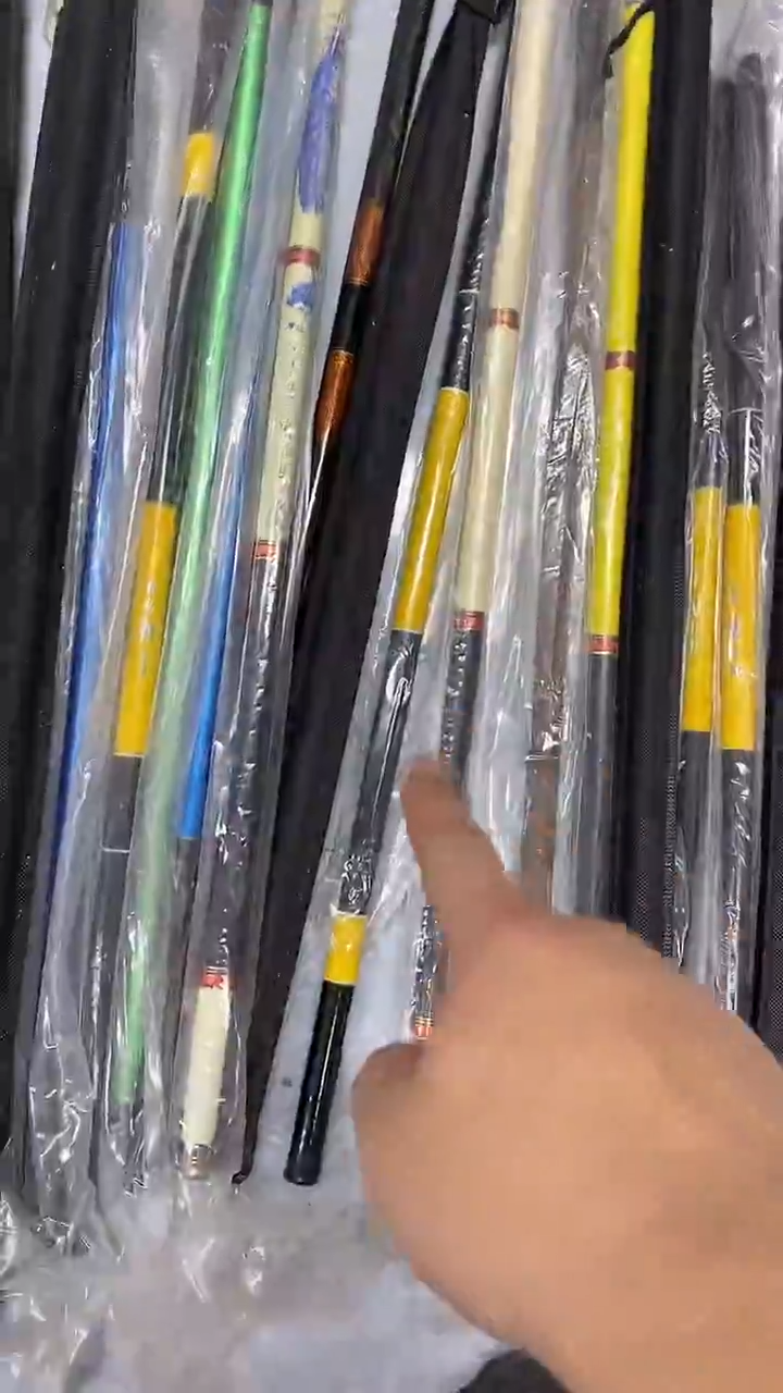 3.6米溪流竿颜色随机微瑕   