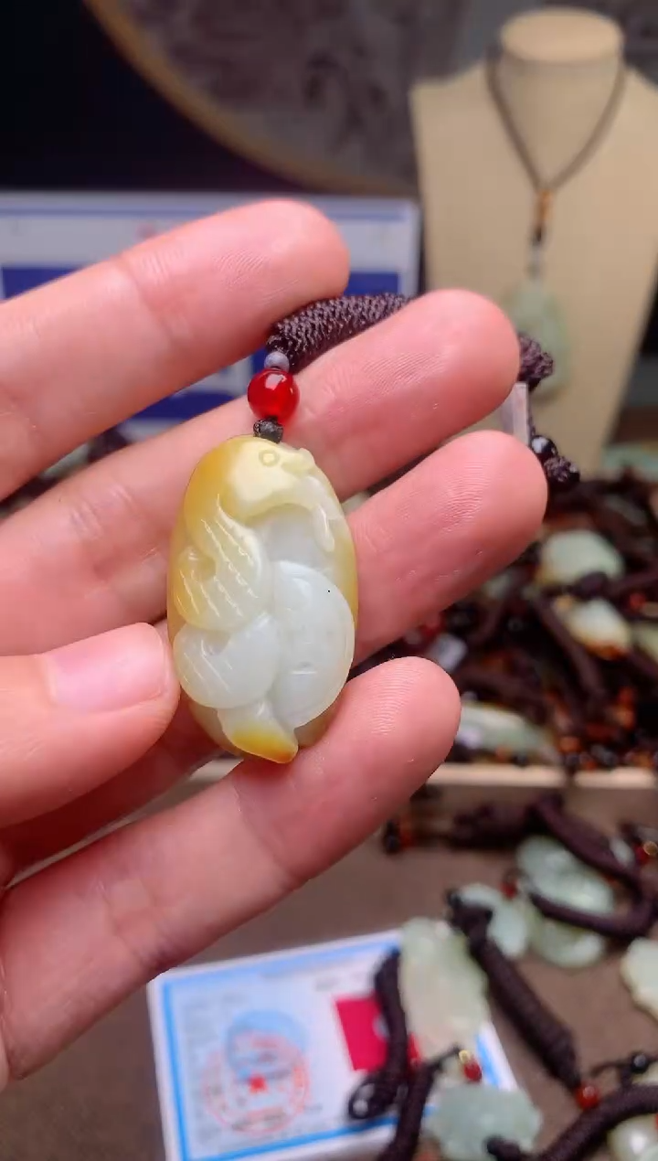 【闪购商品】和田玉颈饰未镶嵌1