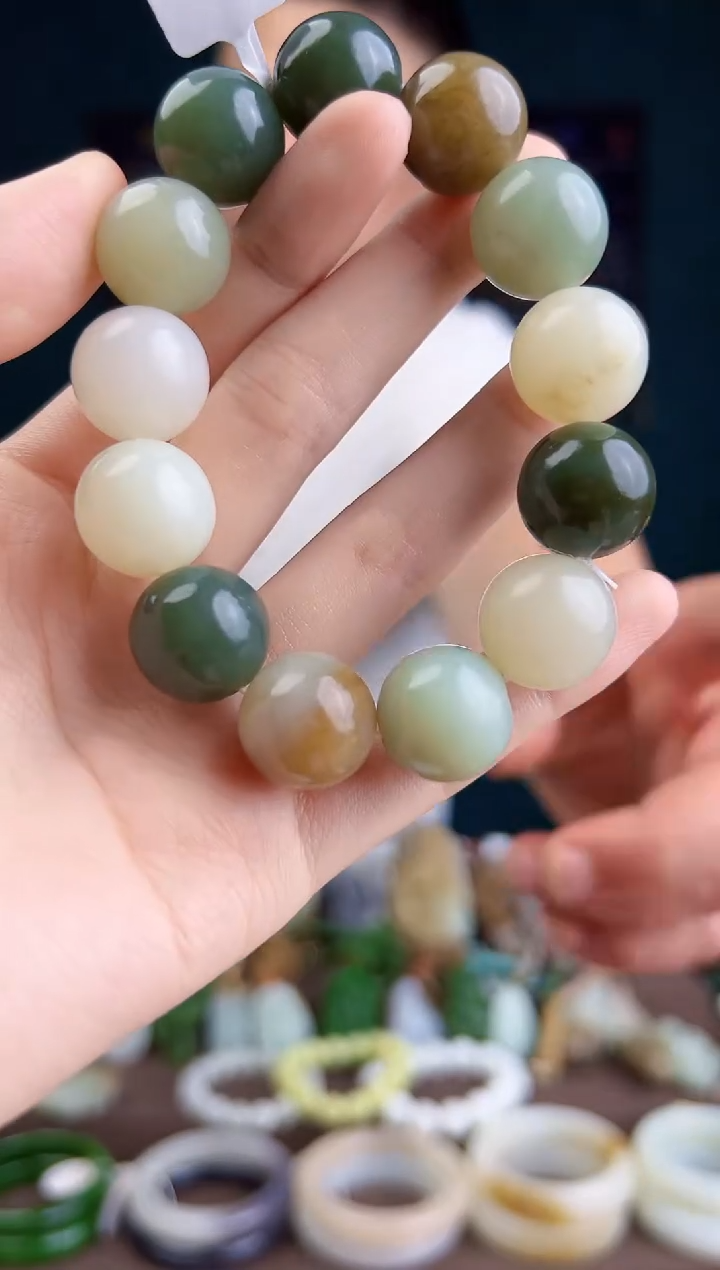 和田玉未镶嵌颈饰多样性发货 拍一单发一个