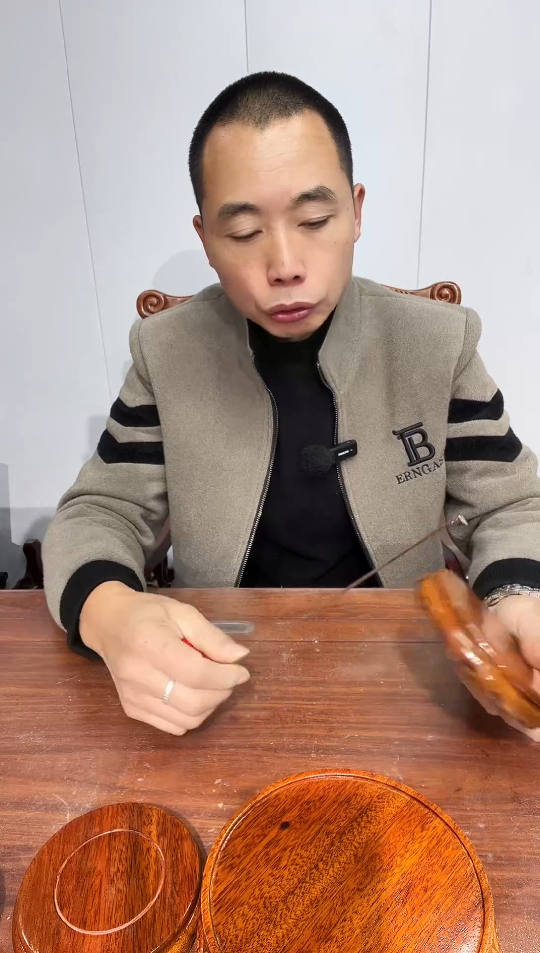 木老花圆形小盘几两个11*12*2.6