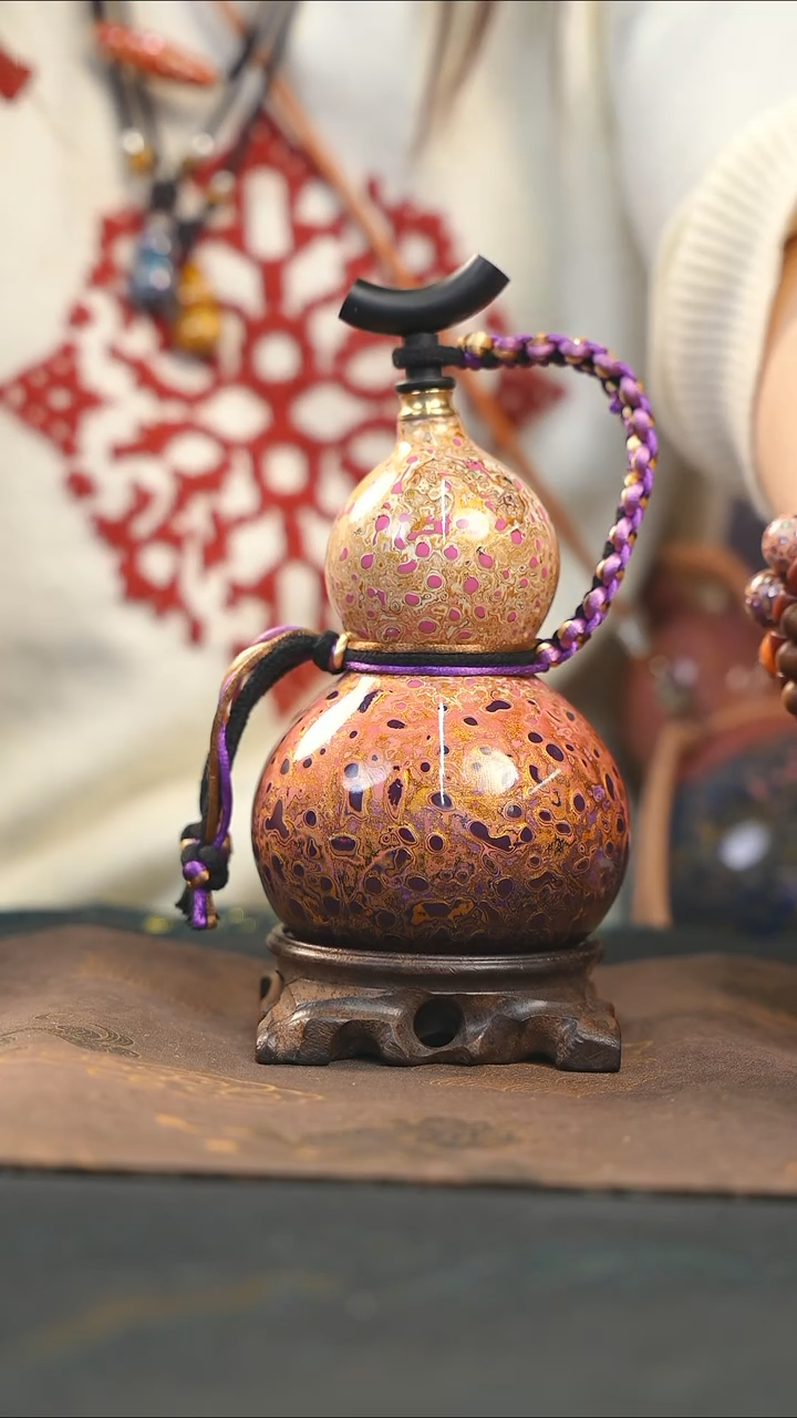 【闪购商品】RB130漆艺酒葫芦不包手串及旋转底座