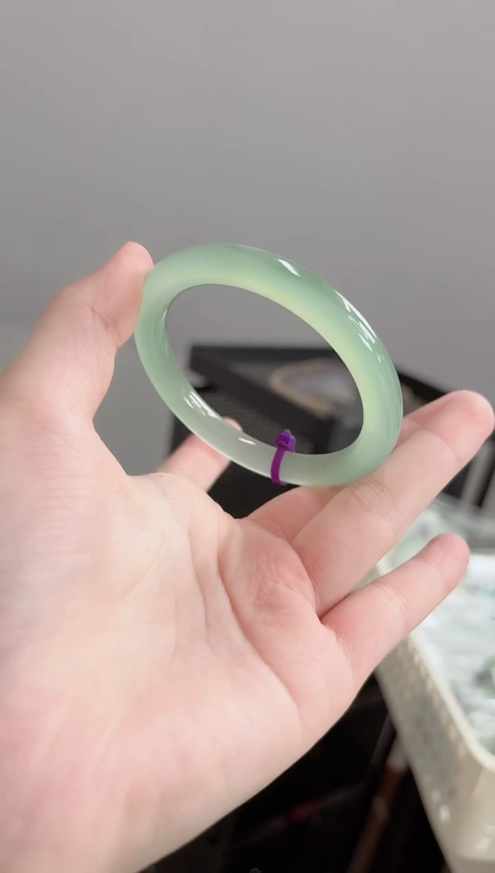 手镯玛瑙/玉髓未镶嵌56-57圈卡8