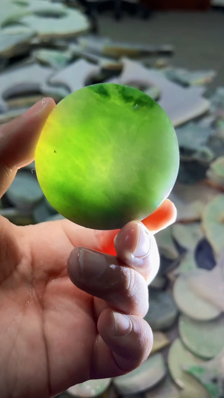 【闪购商品】翡翠挂件未镶嵌A货康壹194