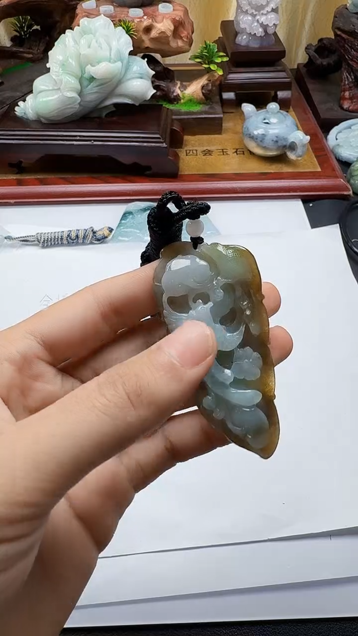 吊坠(不含链)未镶嵌翡翠1