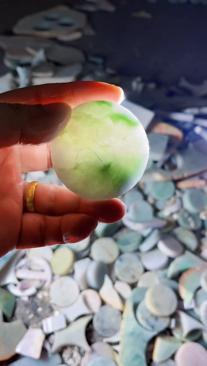 【闪购商品】翡翠耳饰未镶嵌A货郭壹418