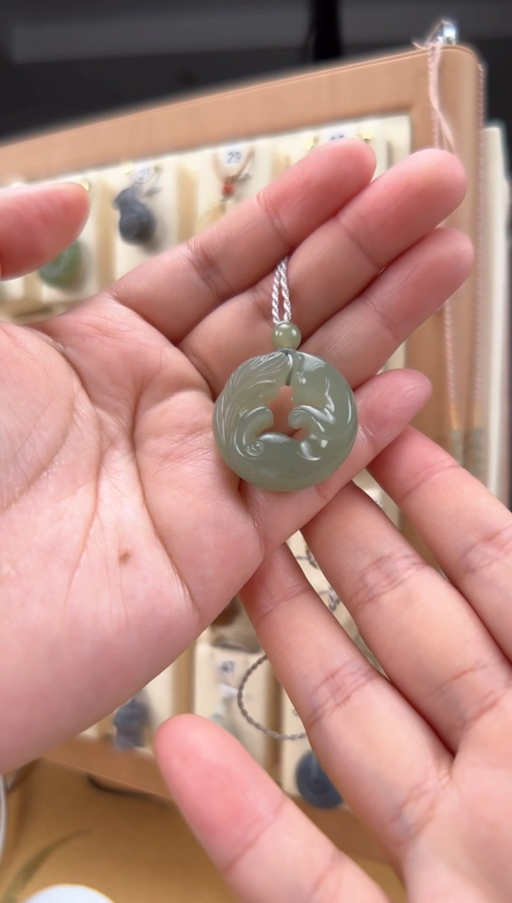 【闪购商品】和田玉颈饰未镶嵌九尾狐吊坠