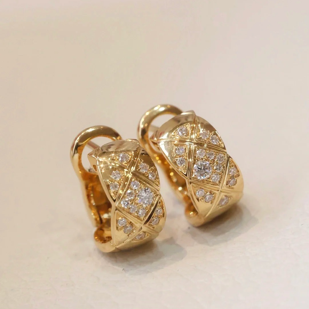 18K金钻石菱格耳饰 CZ (定制品质48小时鉴赏期)