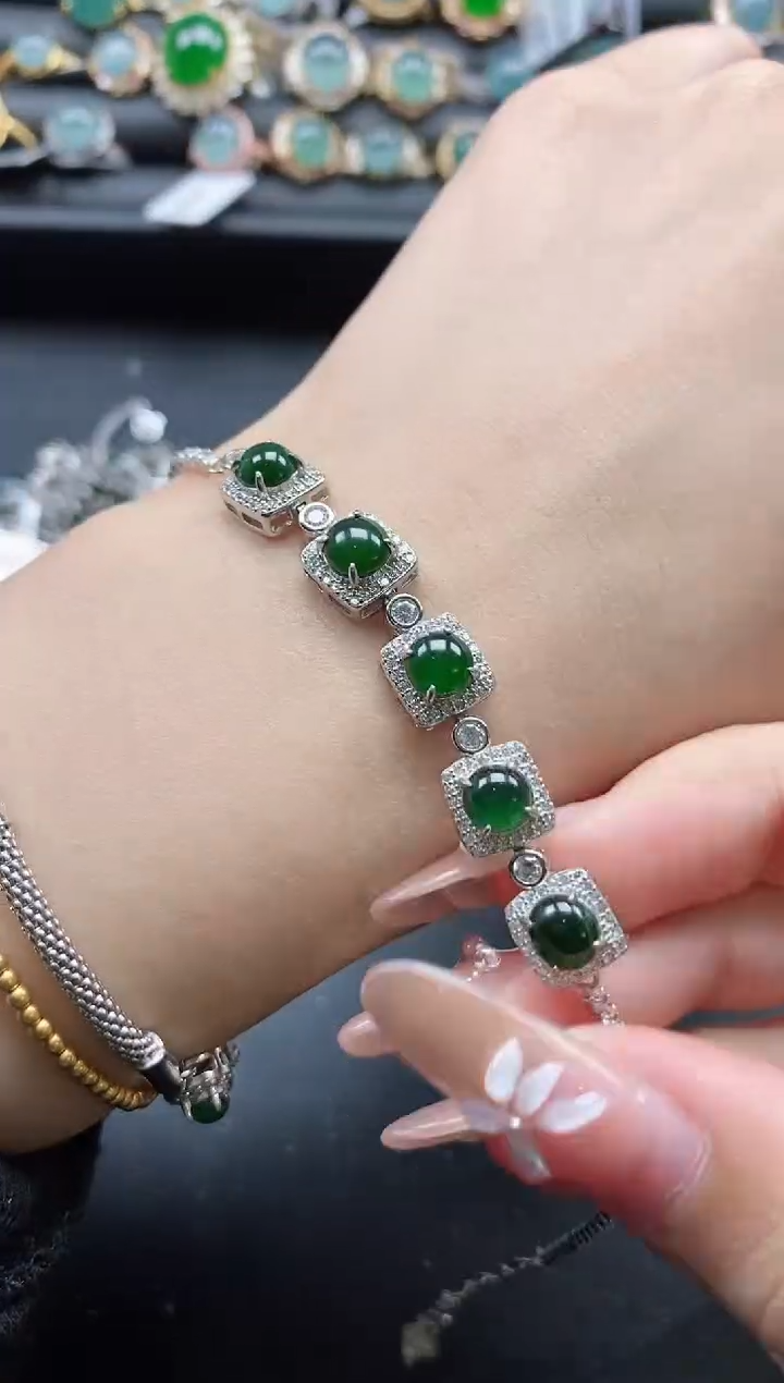 【闪购商品】翡翠戒指银S925镶嵌1111