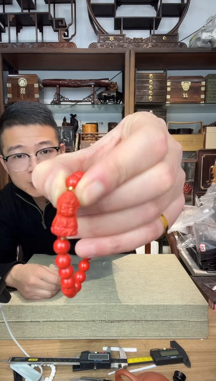 乌木类书架587朱砂0.8+单圈手串