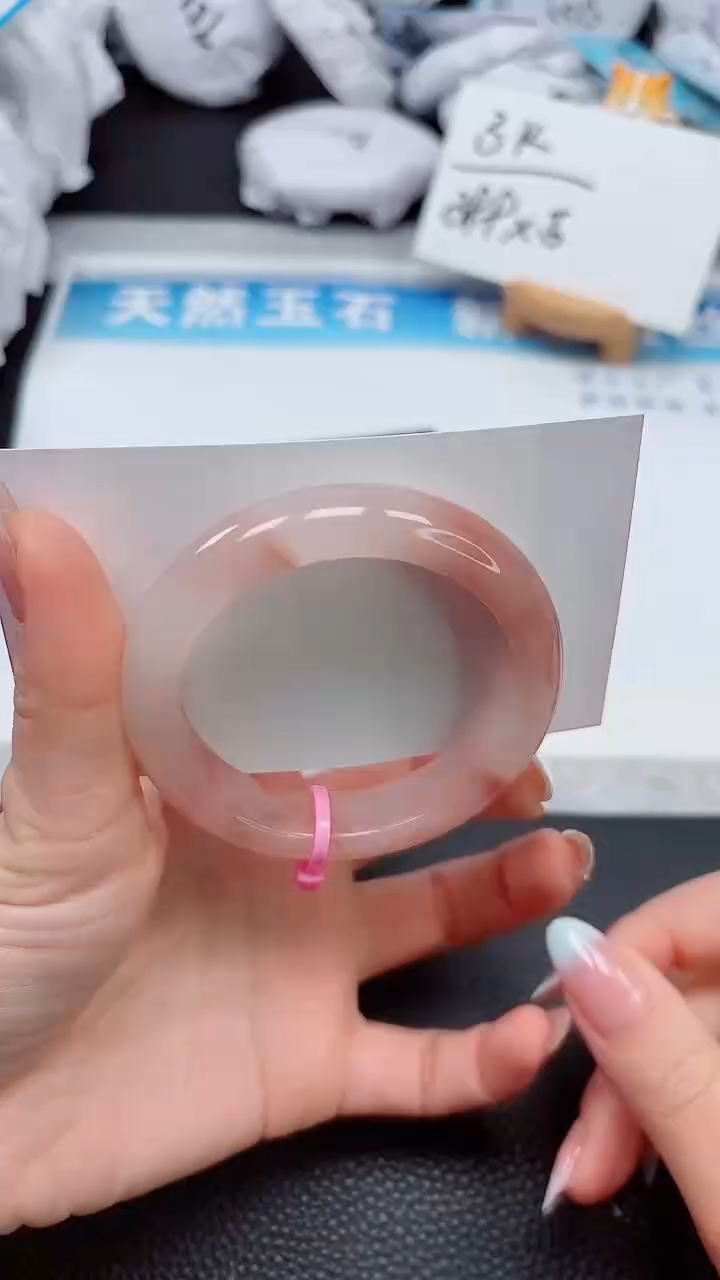 【闪购商品】石英质玉手镯未镶嵌210--52