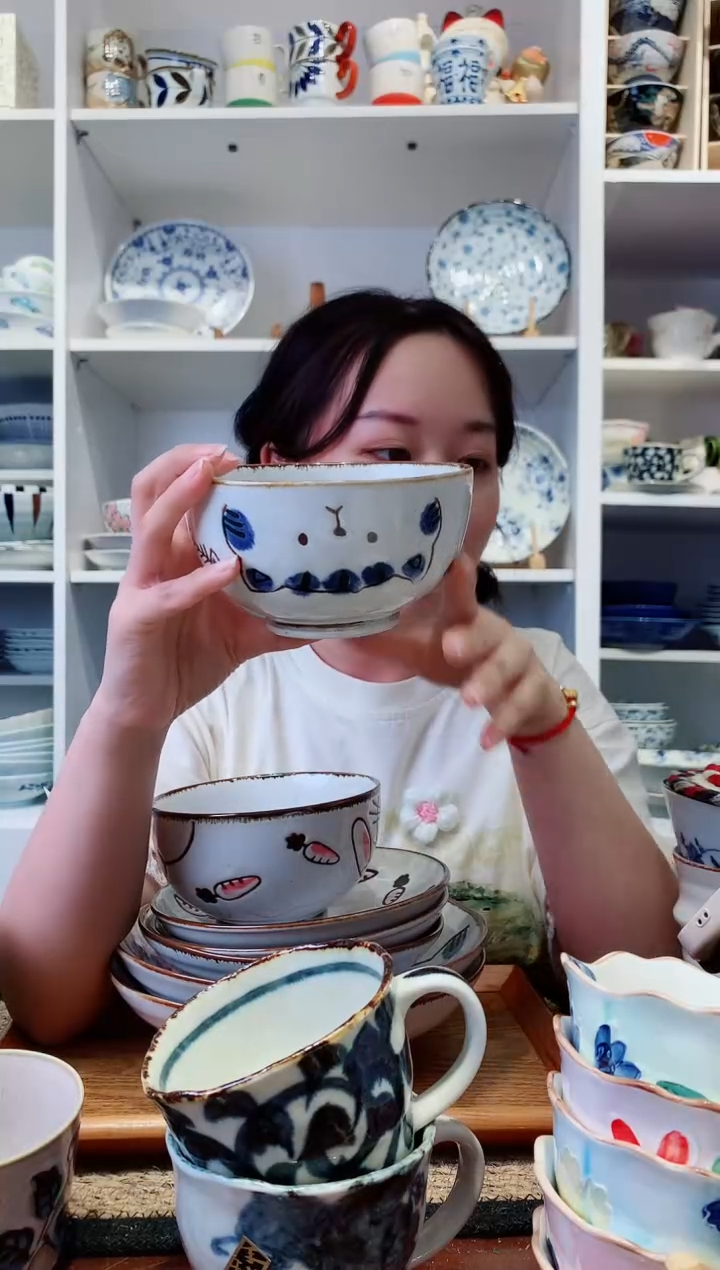 陶瓷日本进口卡通猫米饭碗