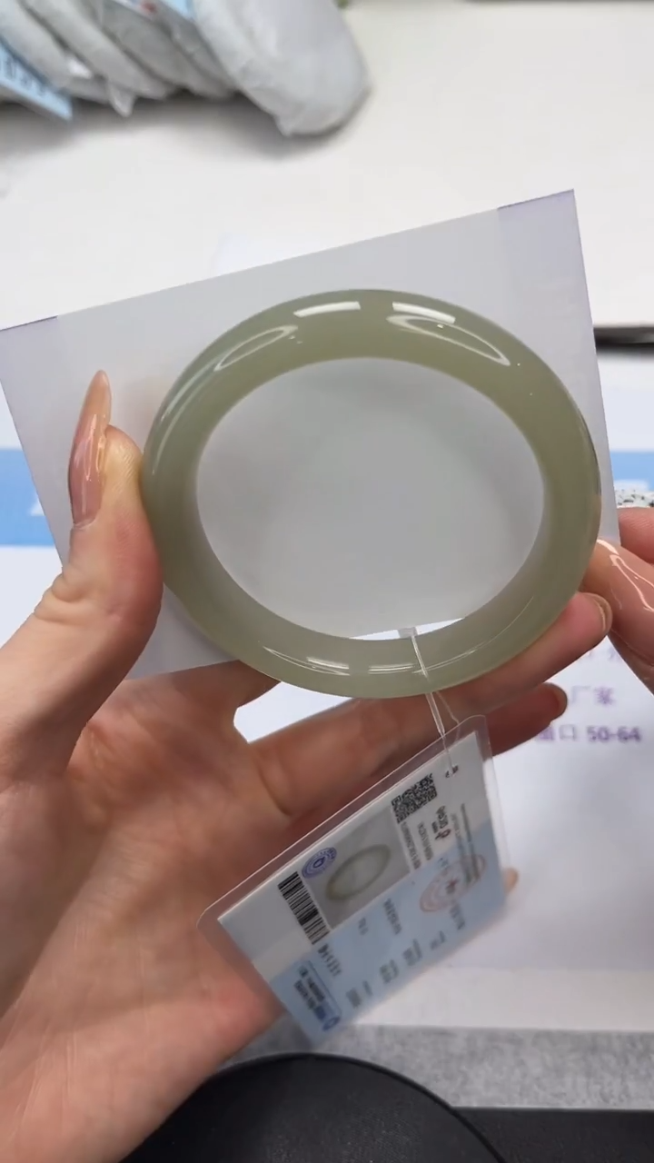 未镶嵌手镯石英质玉V299-53.9