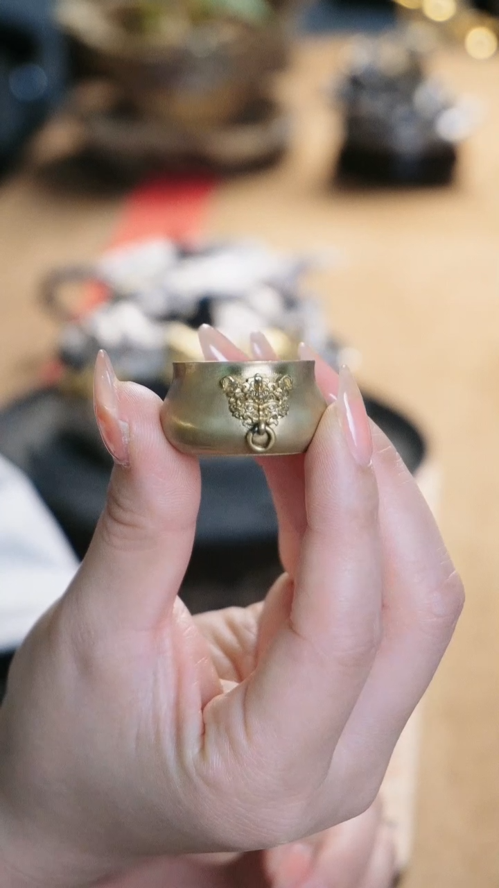 【闪购商品】 境秋俯首黄铜香炉香插