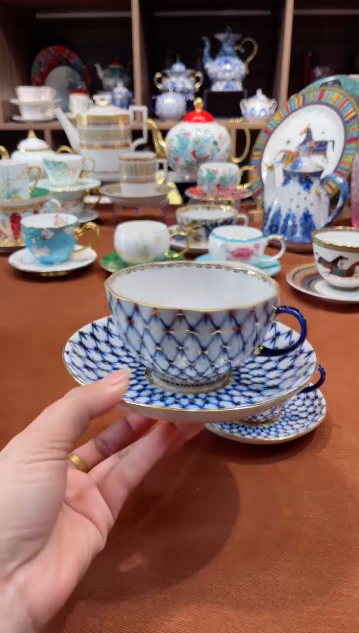 【闪购商品】瓷片钴蓝杯碟·······