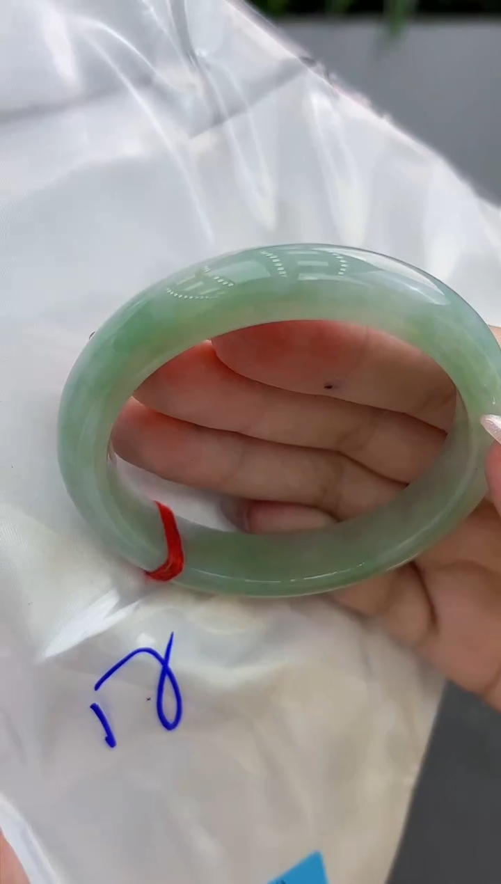 【闪购商品】翡翠手镯未镶嵌翡翠手镯