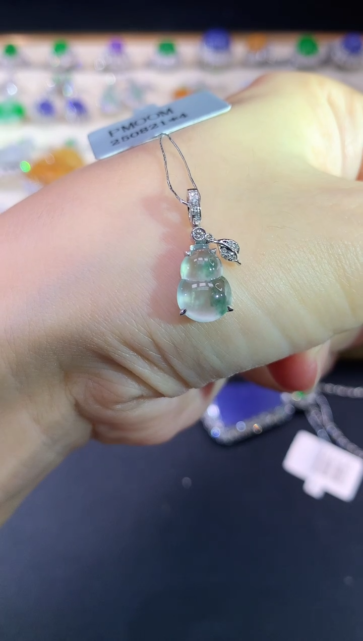 吊坠(不含链)18K金镶嵌翡翠葫芦|2980