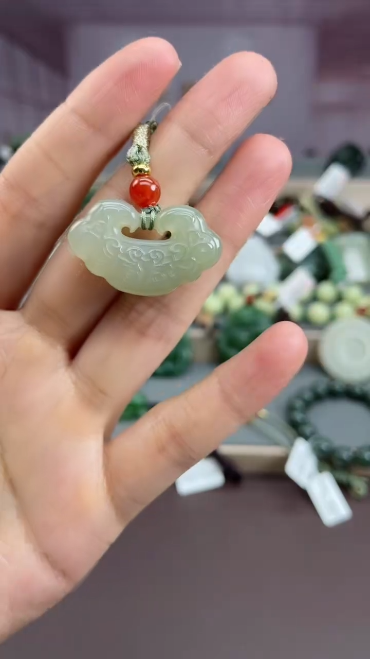 和田玉未镶嵌吊坠(不含链)23