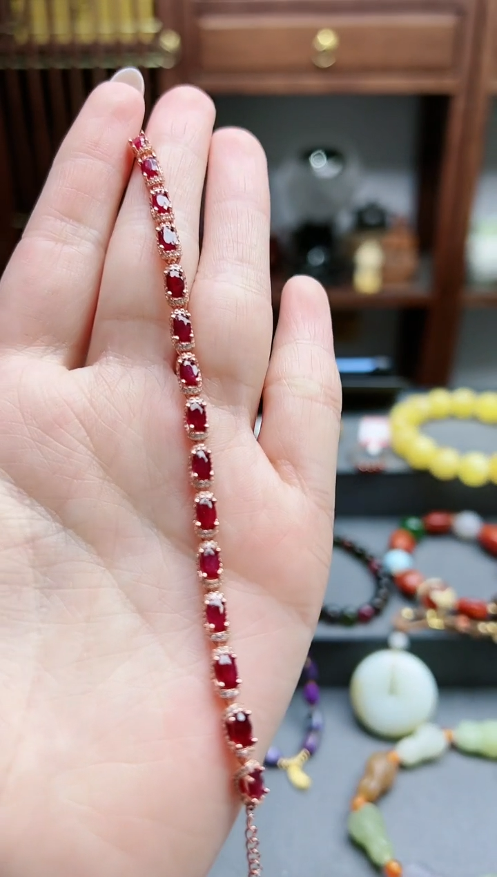 【闪购商品】红宝石手链银S925镶嵌红宝石手链*1 CBGF