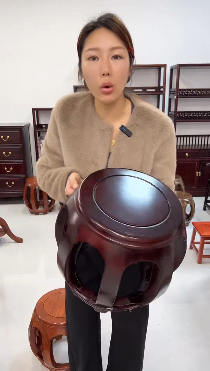 花梨木类家具4张亚花梨小号酸枝色鼓凳