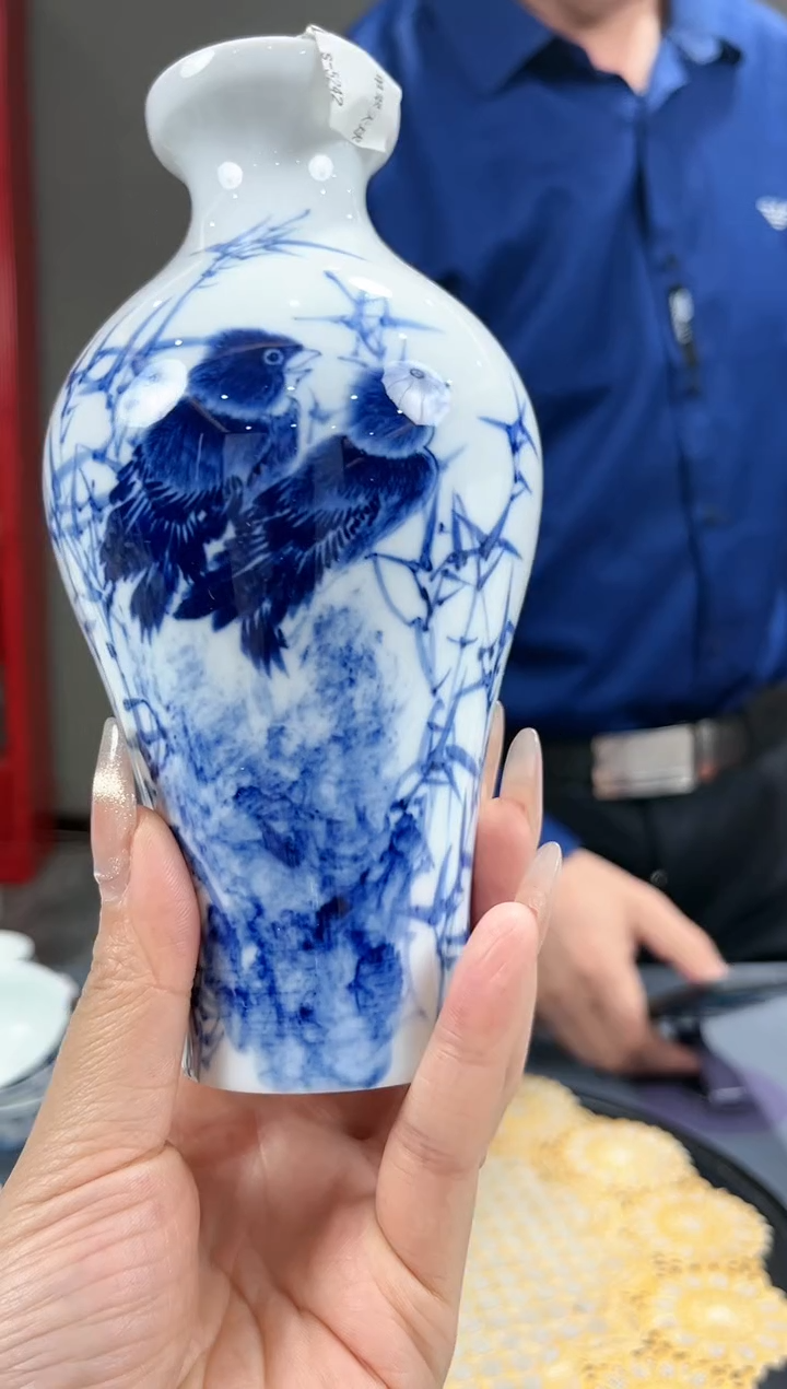 【闪购商品】官窑瓷画院530官窑瓷画院卢雁赏瓶